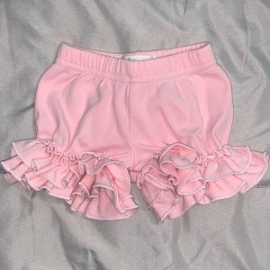 Ruffle shorts